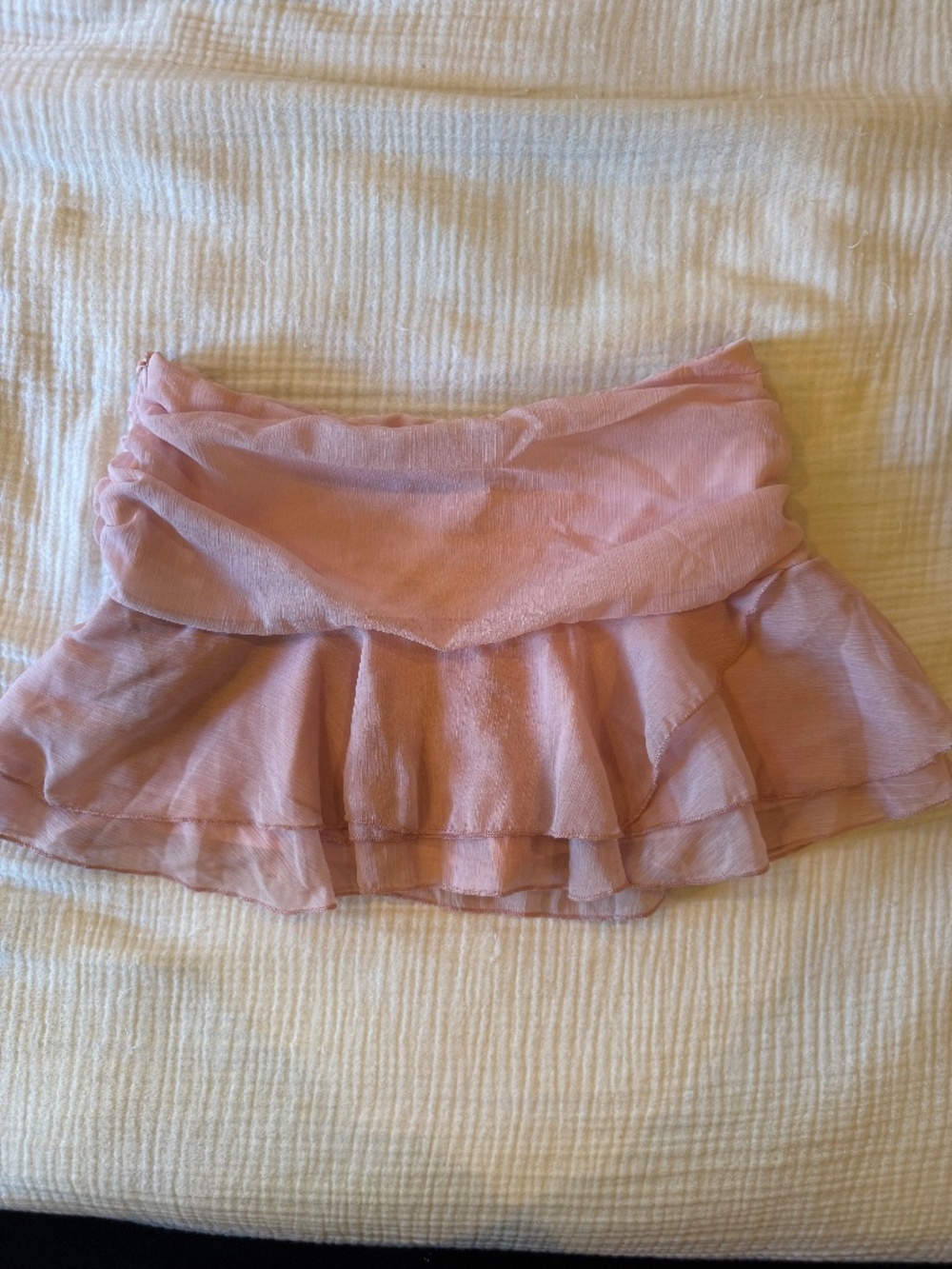 Light pink ruffle mini skort